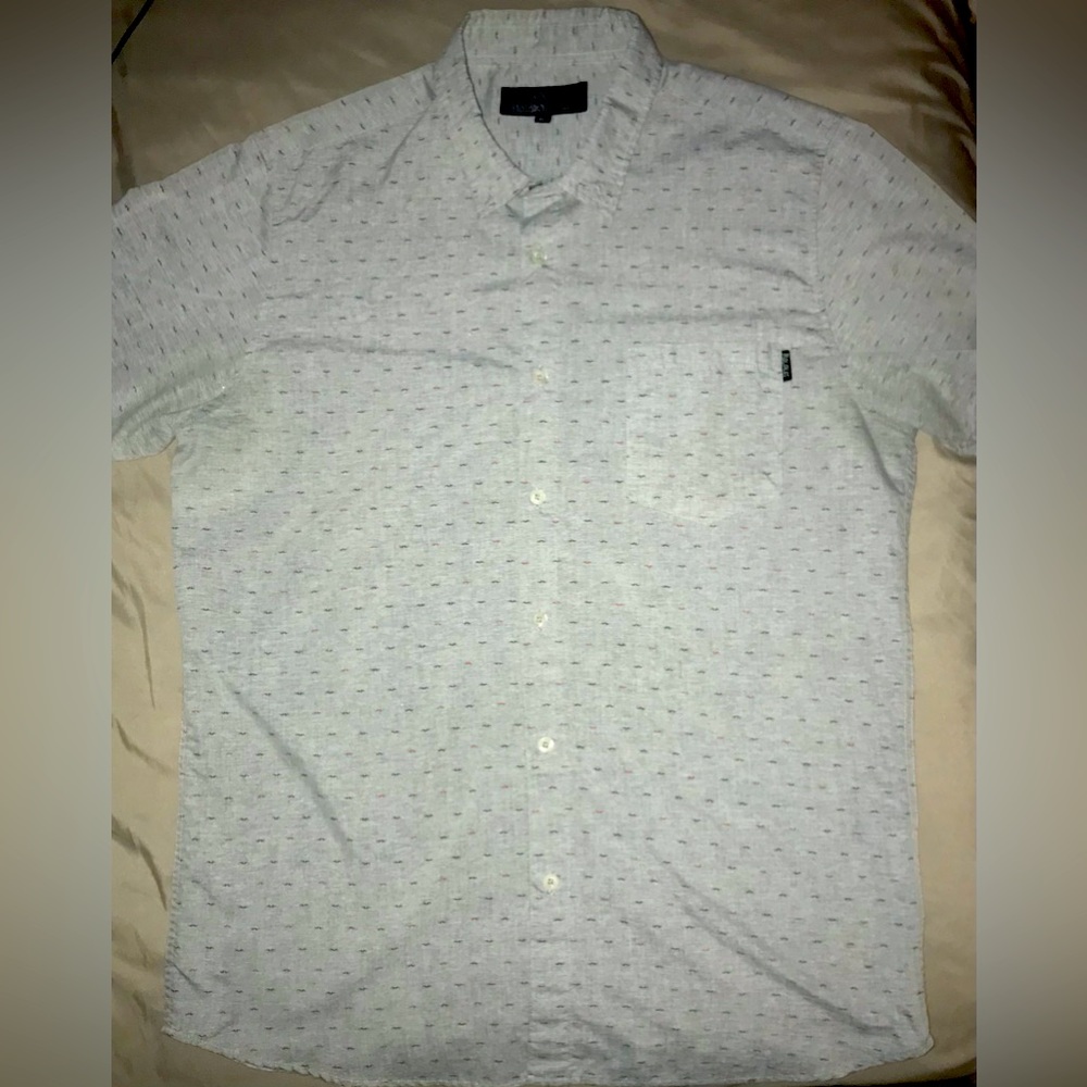 Molokai Surf Company Mens Button Up Shirt. Size XL. Excellent Condition.